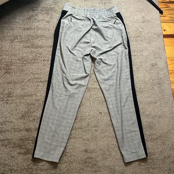 Athleta Brooklyn Black and White Plaid Ankle Pant Size 4 - Picture 6 of 13